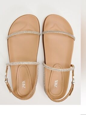 ZARA RHINESTONE FLAT
SANDALS
